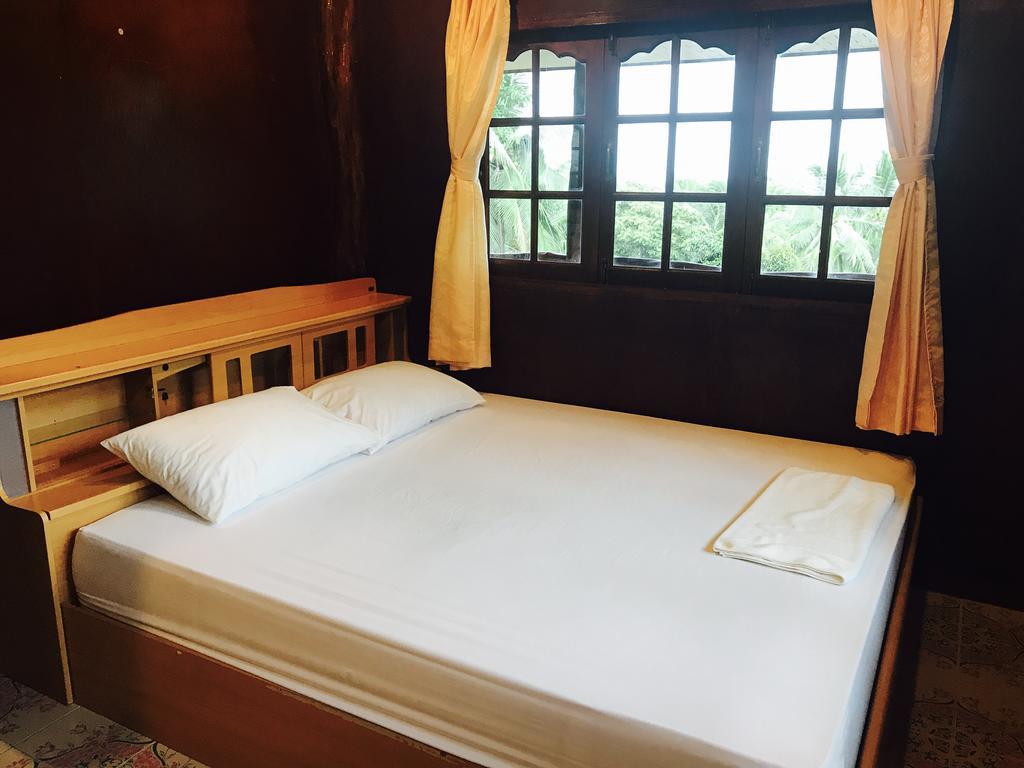 Sunyo Garden Guesthouse Baan Tai Ngoại thất bức ảnh