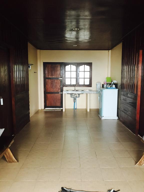Sunyo Garden Guesthouse Baan Tai Ngoại thất bức ảnh